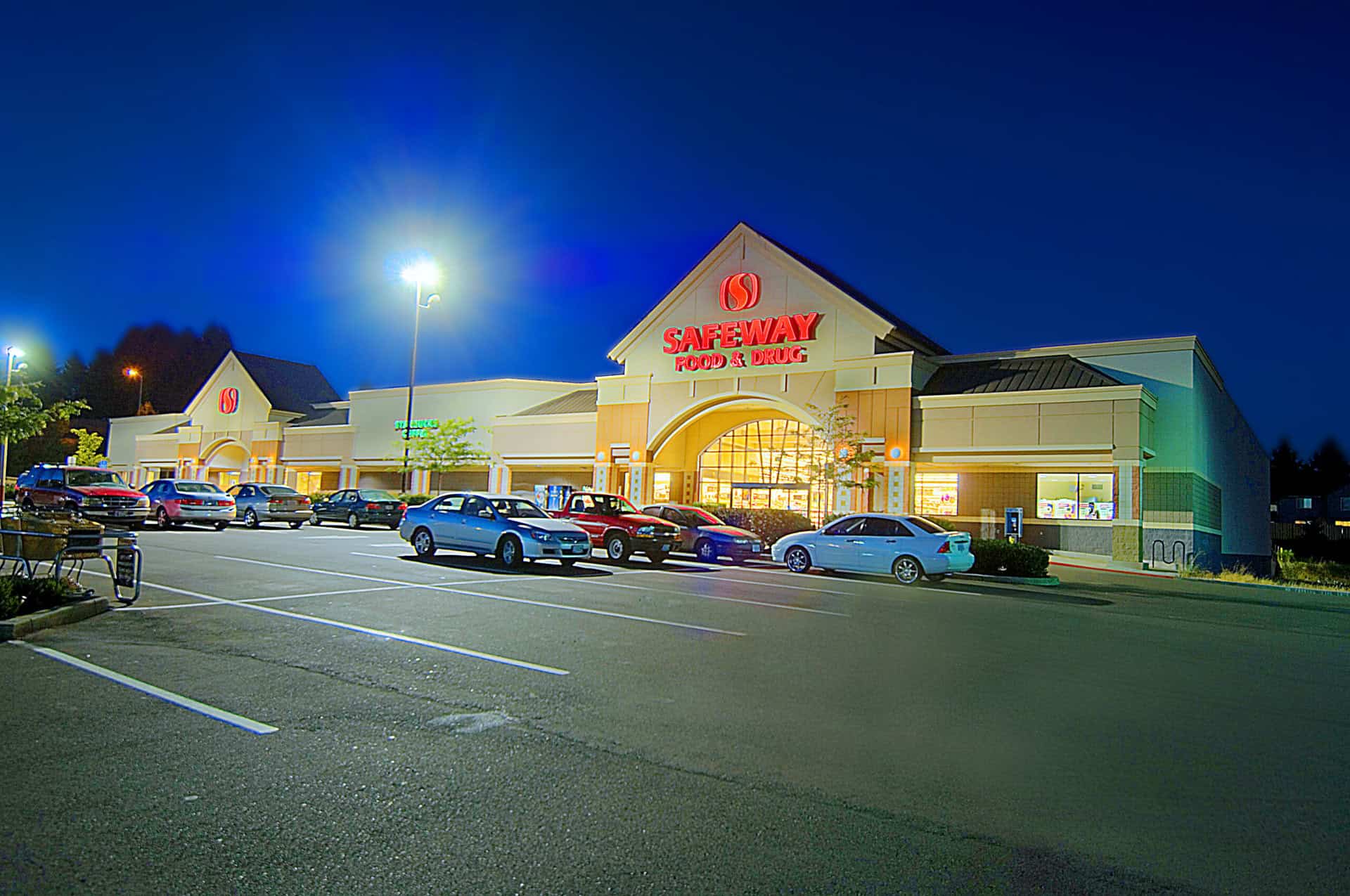 Safeway 1 dusk